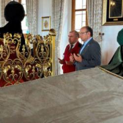 Bursa'nın manevi şahsiyetlerinden Üftâde Hazretleri kabri başında yad edildi