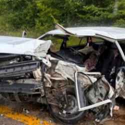 Karabük'te TIR ile otomobil çarpıştı: 1 ölü, 2 ağır yaralı