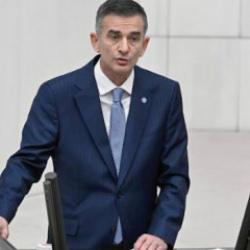 AK Parti geçeceği iddia edilen Ümit Dikbayır'dan açıklama!