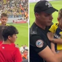 Fenerbahçe'den forması zorla çıkarılan küçük Göktüğ ve ailesine jest!