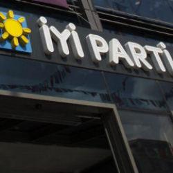 İYİ Parti’de bir şok daha! Milletvekili Ömer Karakaş partisinden istifa etti