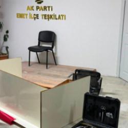AK Parti Emet İlçe Başkanlığı binasına saldırı
