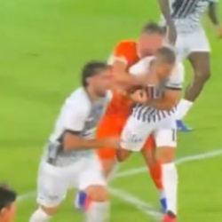 Beşiktaş isyan ettiren pozisyonlar! Eski hakemler yorumladı: Tokat atması kırmızı kart