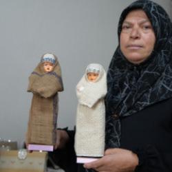 Bayburt’un tescilli ehramı oyuncak süslüyor! Bebekleri görenler fiyatını merak ediyor 