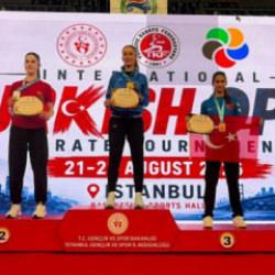 Bursa’nın genç karatecisi şampiyon! Naz Kayadere’den altın madalya