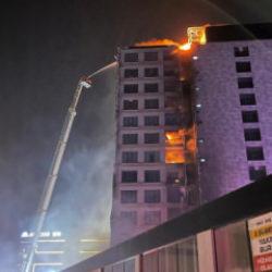 Son dakika: Diyarbakır'da plaza yangını! 