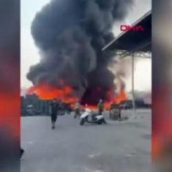 Adana'da sebze halinde yangın