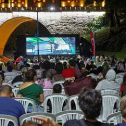 Irgandı Köprüsü'nde sinema keyfi devam ediyor 