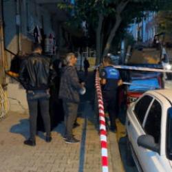 Sultangazi'de korkutan çatlak! 2 apartman tedbir amaçlı boşaltıldı 