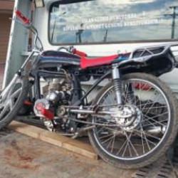 Burdur'da 'dur' ihtarına uymayan motosikletliye 543 bin TL ceza kesildi 