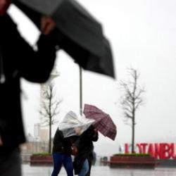 İstanbul, İzmir, Bursa... Meteoroloji'den 20 il için sarı alarm! Çok kuvvetli geliyor