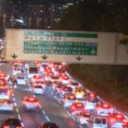 İstanbul'da trafik durma noktasına geldi