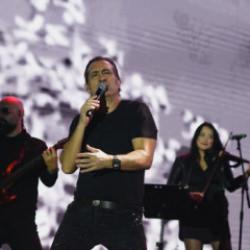 GastroAntep’te festival coşkusu! Kıraç Gaziantep’i şarkılarıyla coşturdu