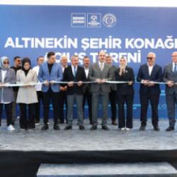Başkan Altay, Altınekin Şehir Konağı'nın açılışını gerçekleştirdi 
