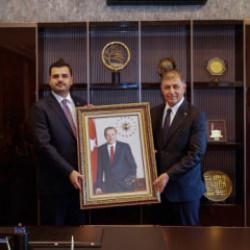 AK Parti'den İzmir Büyükşehir Belediye Başkanı Cemil Tugay'a ilk ziyaret