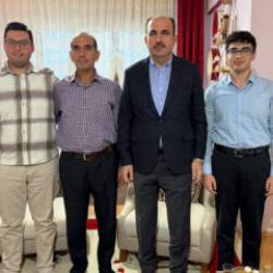 Başkan Altay, “Vefa Umresi” ile kutsal topraklara giden vatandaşları evlerinde ziyaret etti