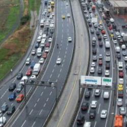 İstanbul’da trafik kilit: Sürücüler ilerlemekte güçlük çekti