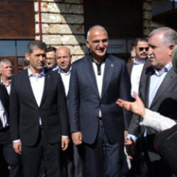Bakan Ersoy baba ocağında iki yeni eserin açılışını yaptı