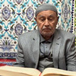 Karabük'te imrendiren çaba! Kurs yüzü görmeden 87 yaşında hafız oldu