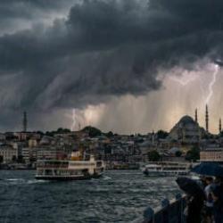 İstanbul'da yağmur kesintisiz sürecek! İşte 5 günlük hava tahmin raporu!