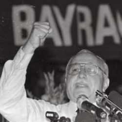 Milli G&ouml;r&uuml;ş'&uuml;n lideri Necmettin Erbakan kimdir? Vefatının 15.yılında anılıyor!