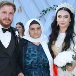 Şırnaklı damatla Ukraynalı gelinin düğününde servet takıldı