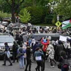 ABD'liler Filistin için ayaklandı! Seçim öncesi Biden'ı panikleten protesto: Soykırımcı!