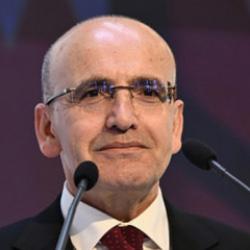 Bakan Şimşek 2025 yılı ekonomi g&ouml;r&uuml;n&uuml;m&uuml;n&uuml; değerlendirdi