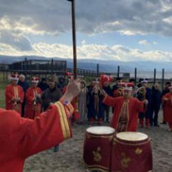 Papa'ya mehterli cevap