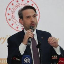 Bayraktar duyurdu! Türk petrol ve doğal gazında yeni sayfa! İmzalar atıldı