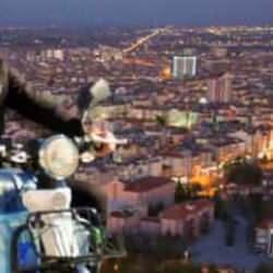 Şehirde musluk suyunda petrol çıktı! Sucular siparişlere yetişemiyor