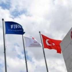 Yazışma iddiaları sonrası PFDK'da toplu istifa kararı