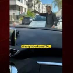 Antalya’da trafikte dehşet: Kadın sürücülere silah çekip tehdit etti