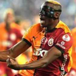 İtalya'da dev görüşme! Galatasaray, Napoli, Gardi... Osimhen telefonla bağlandı