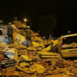 Balıkesir beşik gibi sallanıyor: Peş peşe depremler devam ediyor!