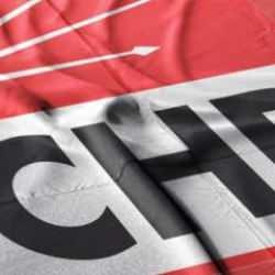 CHP'li iki meclis &uuml;yesi partilerinden istifa etti