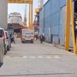 Tuzla'da tersanede patlama! Ölü ve yaralılar var!