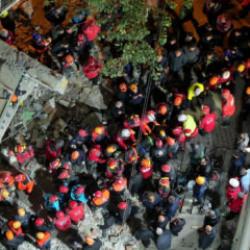 Gebze'de 4 kişinin can verdiği enkazdan kahreden kare! "İyi ki doğdun ortancamız"