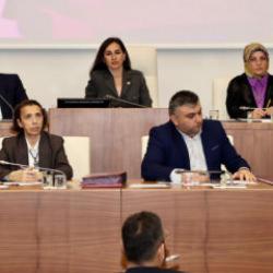 Özlem Vural Gürzel, CHP'lilere ateş püskürdü: Kamu parası yedirmedim diye düşman oldunuz