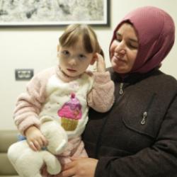 Karaciğer yetmezliğiyle doğdu, annesinin fedakarlığıyla hayata tutundu