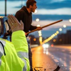 Sürücüler dikkat! İşte 2026 yılında yürürlüğe girecek bütün trafik cezaları...