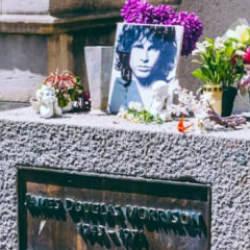 Belediyeden ilginç mezarlık kampanyası: Kazananlar ünlülerin yanına gömülecek