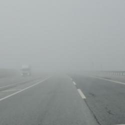 Bitlis'te yoğun sis etkili oldu: Görüş mesafesi sıfıra düştü