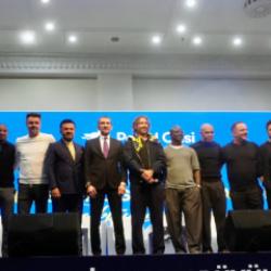 Fenerbahçe efsanesi 'Allah'ınızı seviyorsanız alın' diyerek yönetime seslendi!