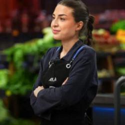 MasterChef'ten ayrılan Ayla Canpunar aslında kimdir? Bilinmeyenler...