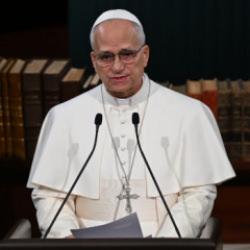 Papa'nın Türkiye ziyareti için tasarlattığı logoda 'köprü' detayı: Ne anlama geliyor?