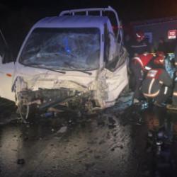 Sakarya'da feci kaza: 1 ölü 3 yaralı