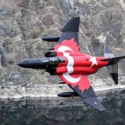 Baba fantom F-35'le karşılaştı! İtalya'da tüm gözler ona çevrildi...