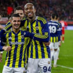 İlk 8 i&ccedil;in dev adım! Fenerbah&ccedil;e, UEFA Avrupa Ligi'nde ka&ccedil;ıncı? G&uuml;ncel puan durumu