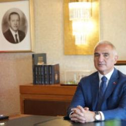 Bakan Ersoy'dan Unesco'nun T&uuml;rk dili kararına ilk yorum: Gurur kaynağı!